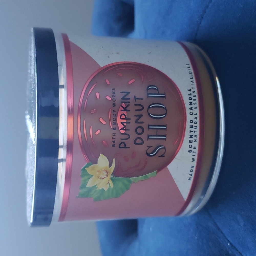 Bath and Body Works Pumpkin Donut Shop Candle